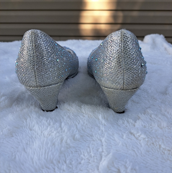 🌈Silver Slipper glitter heels size 5 M pumps Sparkle Shine rhinestone  platform - Picture 3 of 5